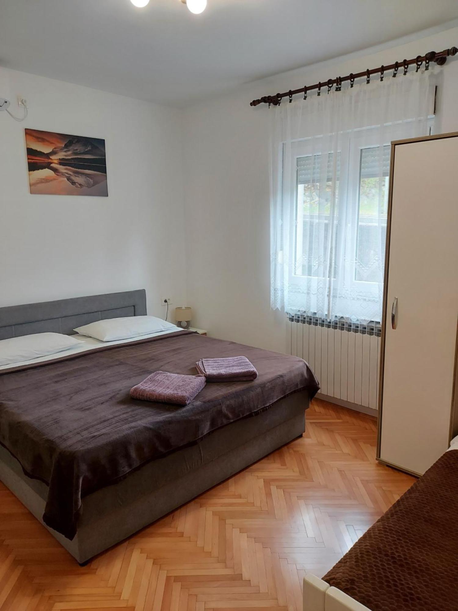 Elena Rooms Pasjak Exterior photo