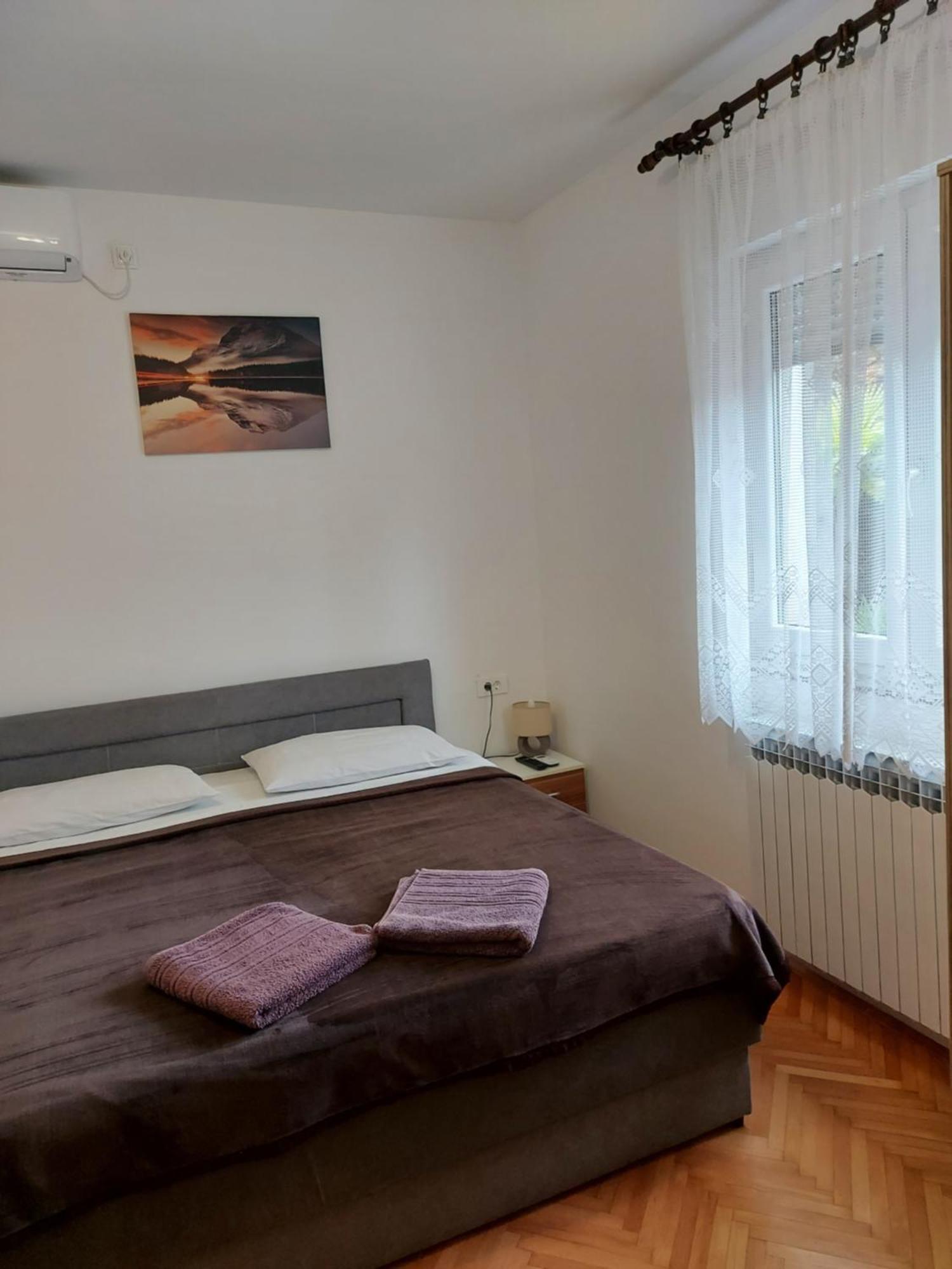 Elena Rooms Pasjak Exterior photo